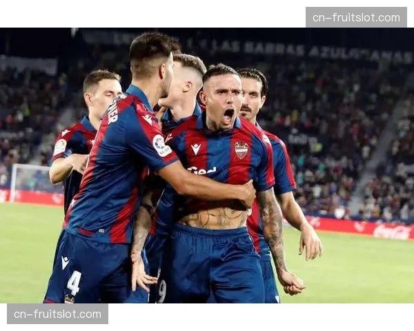 莫拉莱斯37岁高龄 莱万特升级关键球员